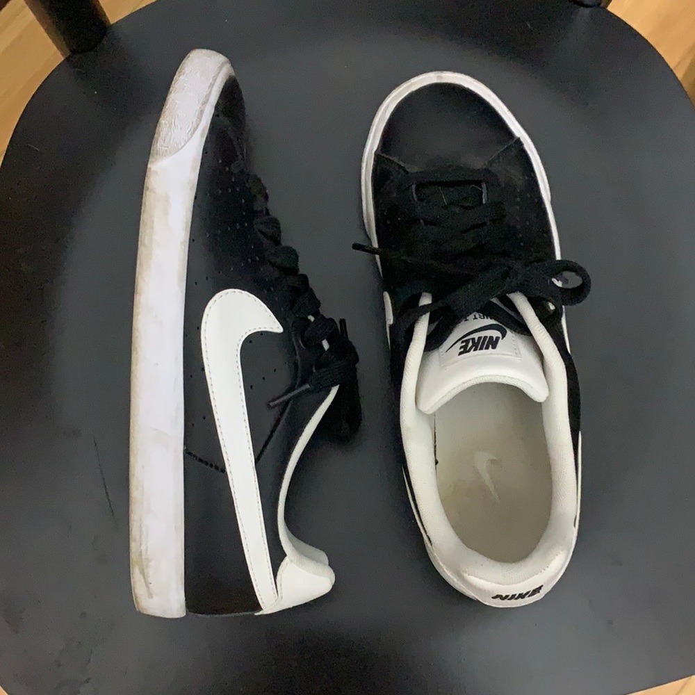 Nike Court Tour 7.5US running shoes